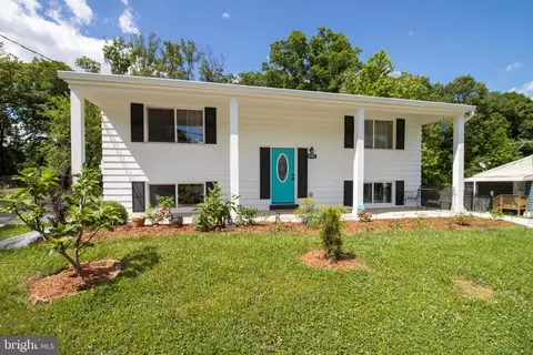 9409 Cheltenham Ave, Clinton, MD 20735
