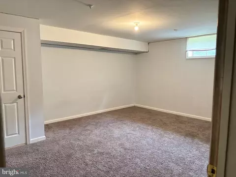 Bedroom - 14508 Delcastle Dr, Bowie, MD 20721 photo 6 of 7