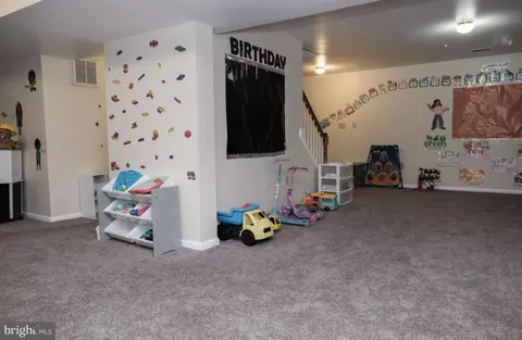 Entry Way - 14508 Delcastle Dr, Bowie, MD 20721 photo 8 of 9