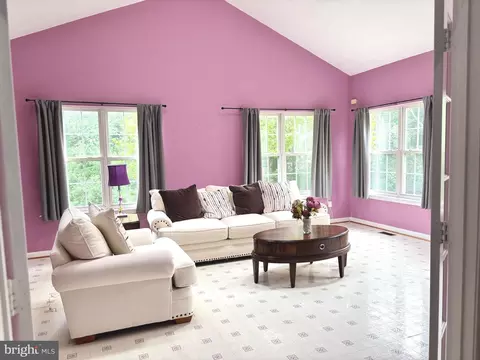 Living - 14508 Delcastle Dr, Bowie, MD 20721 photo 2 of 7