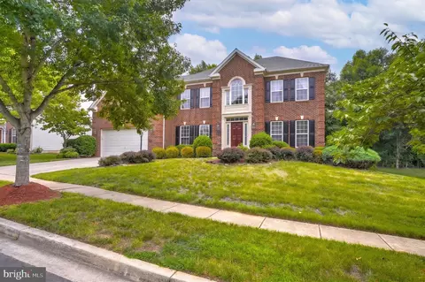 5302 Trotters Glen Dr, Marlboro, MD 20772