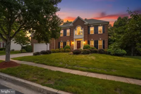 5302 Trotters Glen Dr, Marlboro, MD 20772