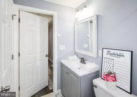 Bath - 620 8th St, Laurel, MD 20707 photo 5 of 5