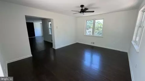 Entry Way - 8626 Leslie Ave, Lanham, MD 20706 photo 6 of 11