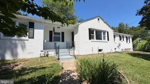Exterior - 8626 Leslie Ave, Lanham, MD 20706 photo 2 of 3