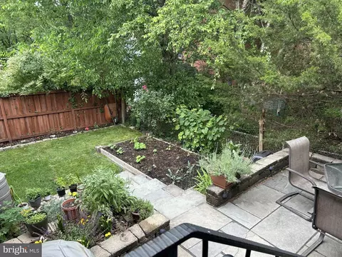 Exterior - 4103 33rd St, Mount Rainier, MD 20712 photo 4 of 4