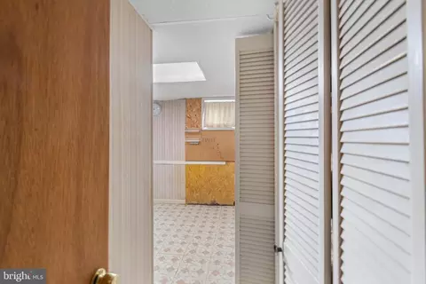 Entry Way - 6510 100th Ave, Lanham, MD 20706 photo 2 of 3