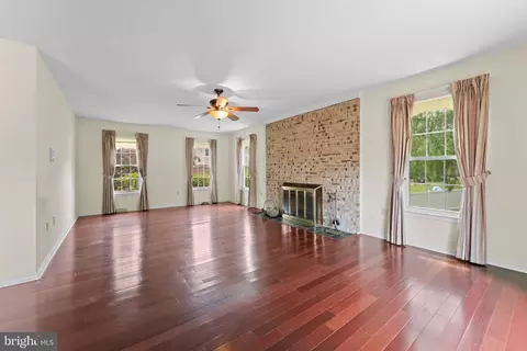 Living - Undisclosed, Bowie, MD 20720 photo 3 of 6