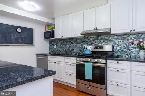 7812 Lakecrest Dr, Greenbelt, MD 20770