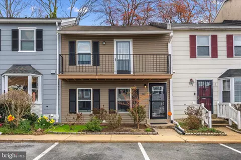 224 Harry S Truman Dr #29205, Marlboro, MD 20774
