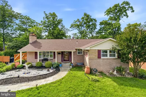 9104 Drake Pl, College Park, MD 20740