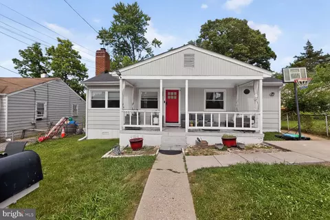 401 70th St, Capitol Heights, MD 20743