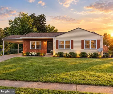 2704 John A Thompson Rd, Temple Hills, MD 20748