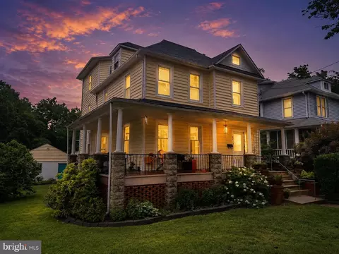 5214 42nd Pl, Hyattsville, MD 20781