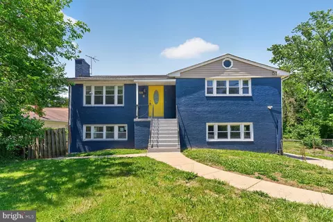 7205 Livingston Rd, Oxon Hill, MD 20745