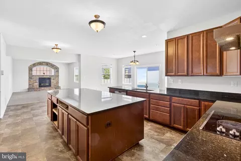 9604 Lormar Ln, Clinton, MD 20735 photo 8