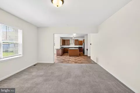 9604 Lormar Ln, Clinton, MD 20735 photo 5