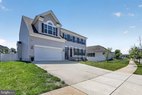 9604 Lormar Ln, Clinton, MD 20735 photo 2