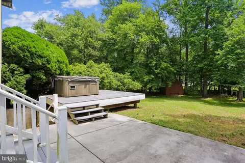 Exterior - 8303 Montpelier Dr, Laurel, MD 20708 photo 3 of 5