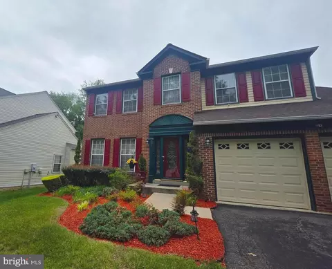 804 Falls Lake Dr, Bowie, MD 20721
