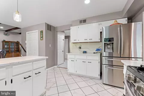 Kitchen - 2302 Muskogee St, Hyattsville, MD 20783 photo 4 of 6