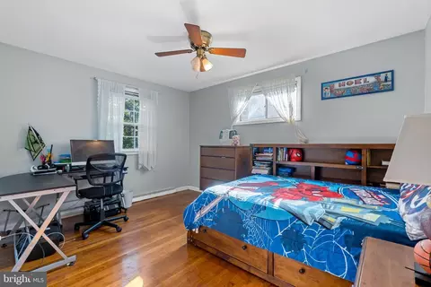 Bedroom - 2302 Muskogee St, Hyattsville, MD 20783 photo 10 of 13