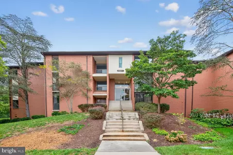 8007 Mandan Rd #203, Greenbelt, MD 20770