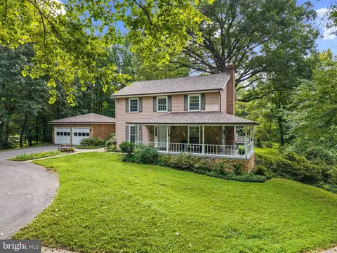 Exterior - 12101 Duckettown Rd, Laurel, MD 20708 photo 2 of 17