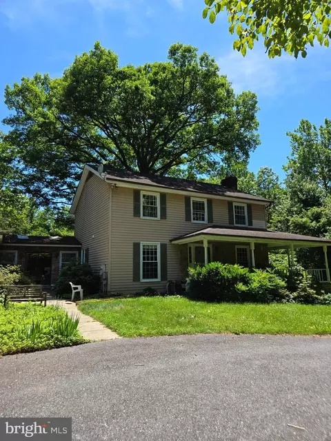 12101 Duckettown Rd, Laurel, MD 20708 photo 2
