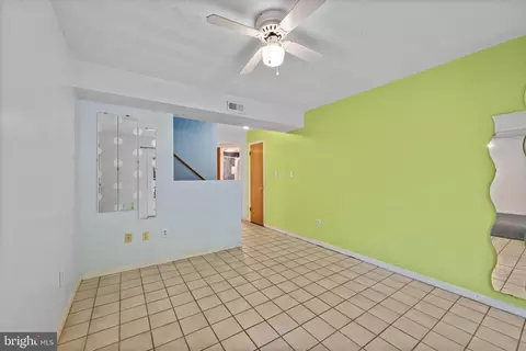 Living - 12101 Duckettown Rd, Laurel, MD 20708 photo 4 of 4