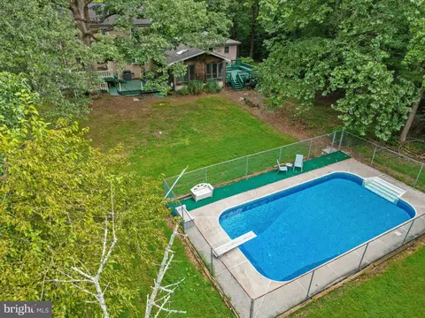 Exterior - 12101 Duckettown Rd, Laurel, MD 20708 photo 16 of 17