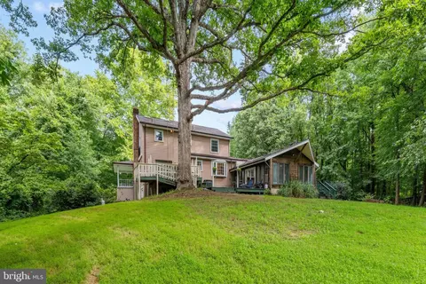 Exterior - 12101 Duckettown Rd, Laurel, MD 20708 photo 10 of 17
