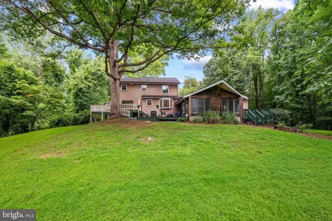 Exterior - 12101 Duckettown Rd, Laurel, MD 20708 photo 9 of 17