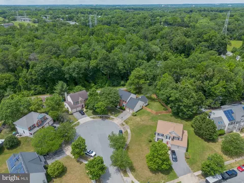 View/Area - 10102 Mallard Pond Ct, Laurel, MD 20708 photo 15 of 17
