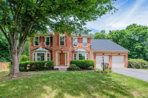 10102 Mallard Pond Ct, Laurel, MD 20708