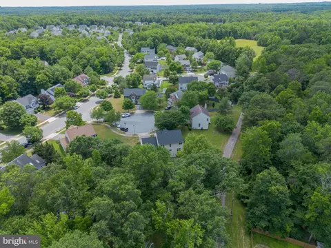 View/Area - 10102 Mallard Pond Ct, Laurel, MD 20708 photo 16 of 17
