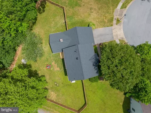 View/Area - 10102 Mallard Pond Ct, Laurel, MD 20708 photo 9 of 17