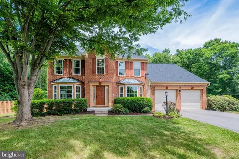 10102 Mallard Pond Ct, Laurel, MD 20708