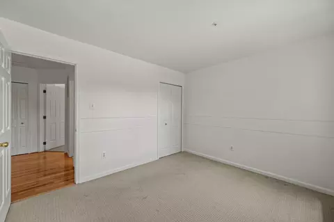 Bedroom - 10102 Mallard Pond Ct, Laurel, MD 20708 photo 7 of 10