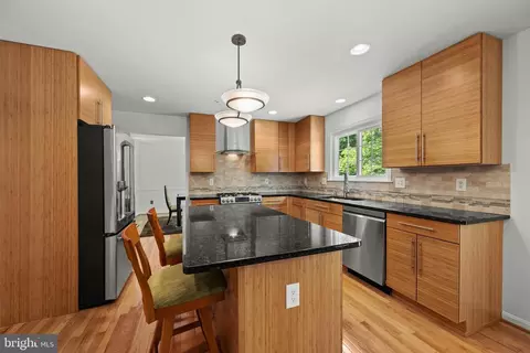 Kitchen - 10102 Mallard Pond Ct, Laurel, MD 20708 photo 1 of 6
