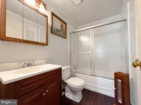 Bath - 708 Eucla Dr, Waldorf, MD 20601 photo 1 of 2