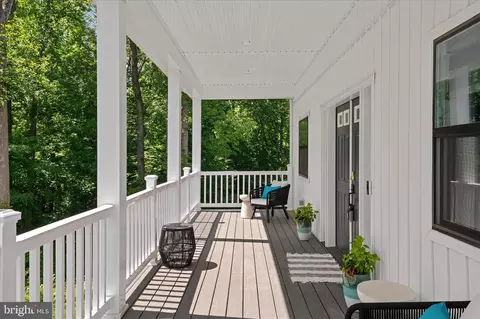 Exterior - 16608 Sylvan Dr, Bowie, MD 20715 photo 13 of 14