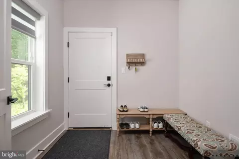 Entry Way - 16608 Sylvan Dr, Bowie, MD 20715 photo 8 of 15