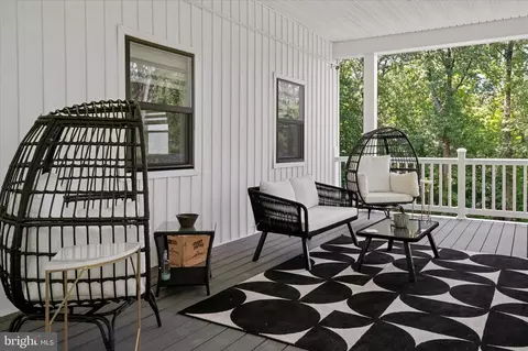 Exterior - 16608 Sylvan Dr, Bowie, MD 20715 photo 2 of 14