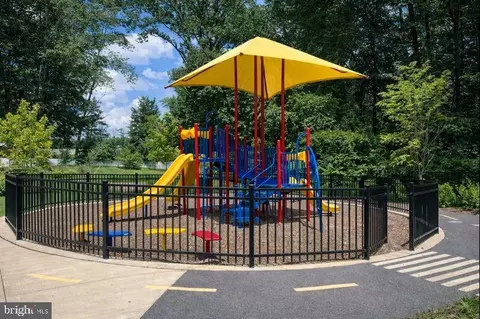 View/Area - 10414 John Glenn St, Lanham, MD 20706 photo 1 of 2