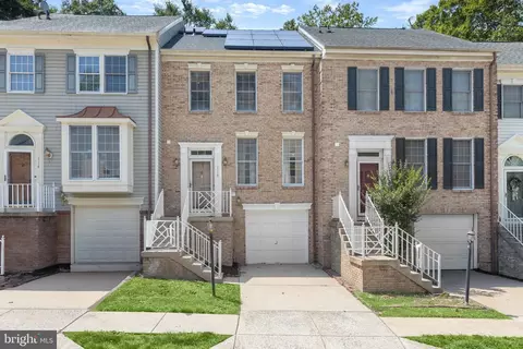 716 Streamside Dr, Bowie, MD 20721