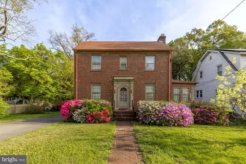 4220 Sheridan St, Hyattsville, MD 20782