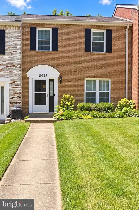 8913 Grandhaven Ave, Marlboro, MD 20772