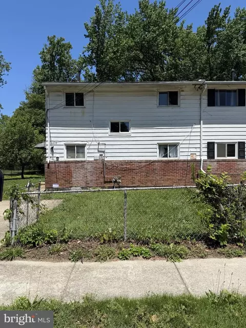 6208 Seat Pleasant Dr, Capitol Heights, MD 20743