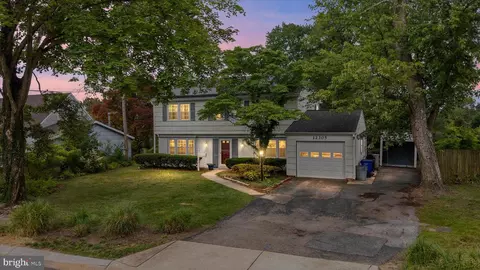 12305 Manship Ln, Bowie, MD 20715